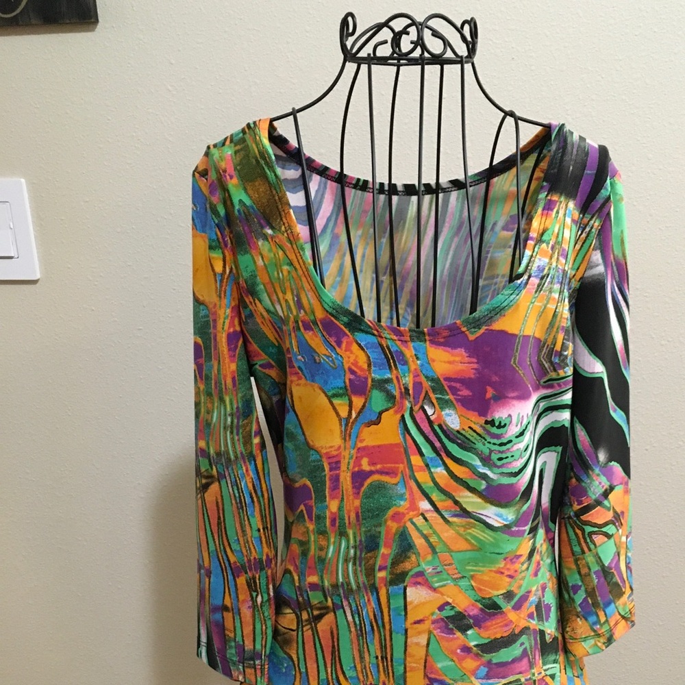 Colorful 3/4 sleeve print top